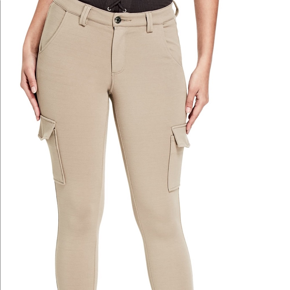 Guess stretchy cargo pants